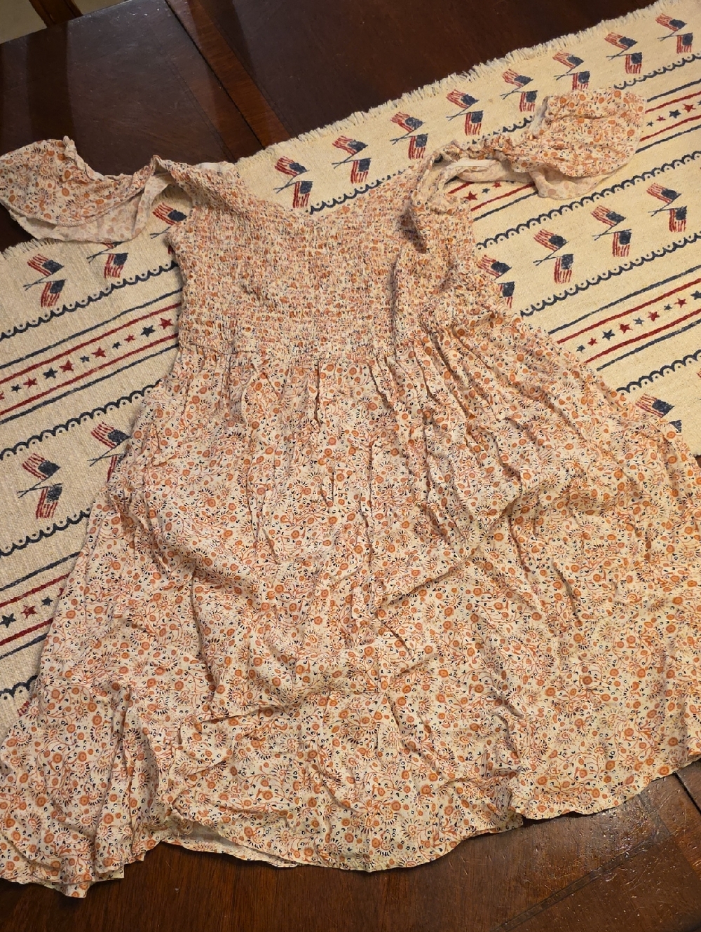 Floral Off-Shoulder Summer Dress in Peach & Cream Women's Medium